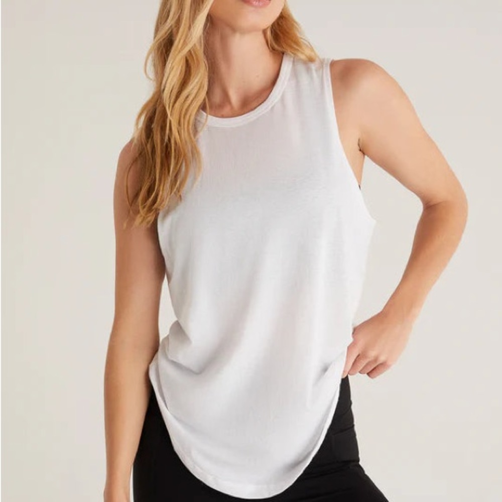 T.La White Ruched Sleeveless Tank Top